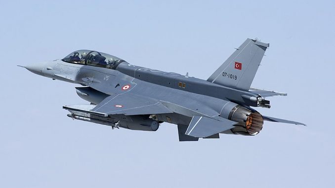 مقاتلة f 16 التركية مقاتلة f 16 التركية