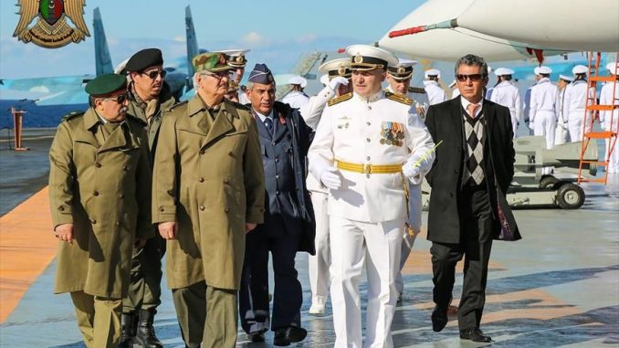 زيارة المشير حفتر إلى الأميرال كوزينستوف زيارة المشير حفتر إلى الأميرال كوزينستوف