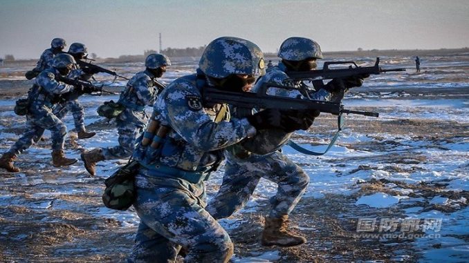عناصر من مشاة البحرية الصينية عناصر من مشاة البحرية الصينية