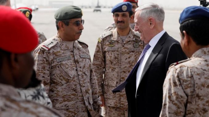 الوزير جيمس ماتيس والجنرال عبد الرحمن البانيان الوزير جيمس ماتيس والجنرال عبد الرحمن البانيان