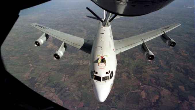 طائرة دبليو سي-135 تابعة لسلاح الجو الأميركي (صورة أرشيفية) سي-135