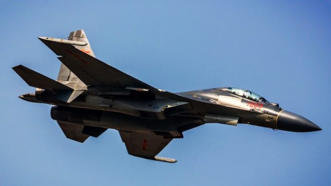 نموذج عن مقاتلة Shenyang J-16 رقم 1603 خلال اختبار طيران (Sino Defence) نموذج عن مقاتلة Shenyang J-16 رقم 1603 خلال اختبار طيران (Sino Defence)
