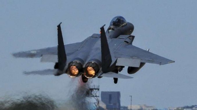 مقاتلة F-15 Eagle (صورة أرشيفية) مقاتلة F-15 Eagle (صورة أرشيفية)