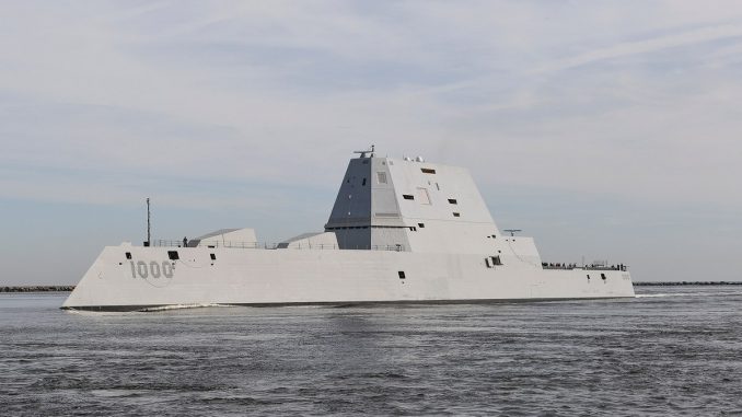 المدمرة الصاروخية الموجهة USS Zumwalt DDG 1000 تمرّ عبر محطة Mayport Harbour في طريقها إلى ميناء في جاكسونفيل بولاية فلوريدا في 25 تشرين الأول/أكتوبر 2016 (AFP) المدمرة الصاروخية الموجهة USS Zumwalt DDG 1000 تمرّ عبر محطة Mayport Harbour في طريقها إلى ميناء في جاكسونفيل بولاية فلوريدا في 25 تشرين الأول/أكتوبر 2016 (AFP)