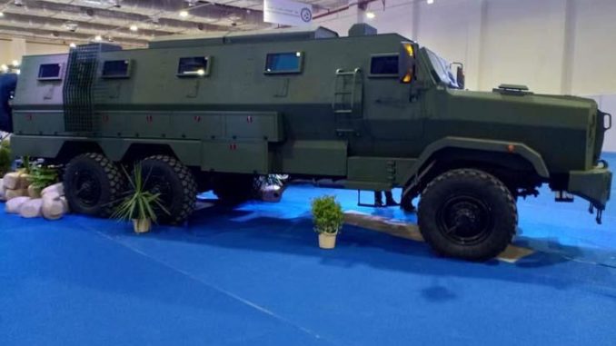 مدرعة التمساح-2 المصرية خلال معرض "إيدكس 2018" مدرعة التمساح-2 المصرية خلال معرض "إيدكس 2018"