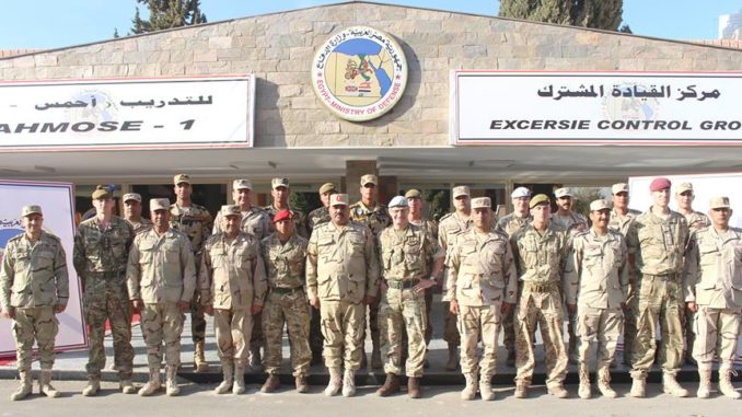 صورة للقوات المشاركة في تدريب أحمس-1 المصري-البريطاني المشترك في آذار/ مارس 2019 صورة للقوات المشاركة في تدريب أحمس-1 المصري-البريطاني المشترك في آذار/ مارس 2019