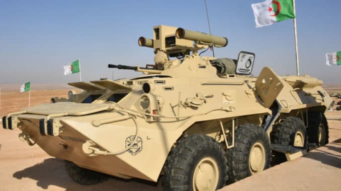 مدرعة "بي تي إر-80" المزودة بصواريخ كورنيت مضادة للطائرات مدرعة "بي تي إر-80"