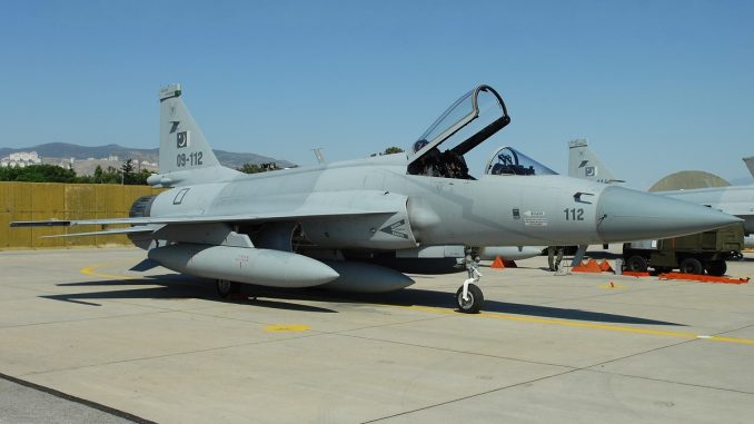 مقاتلاتJF17 THUNDER