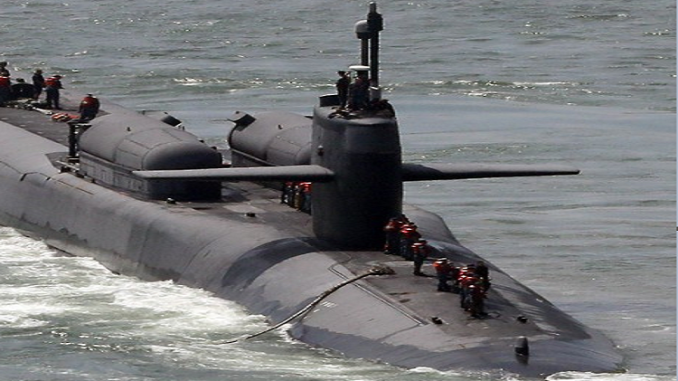 الغواصة النووية الأميركية "أوهايو" (SSGN-726)