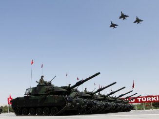 عرض عسكري في تركيا