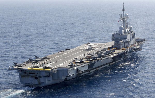 حاملة الطائرات الفرنسية شارل ديغول حاملة الطائرات الفرنسية شارل ديغول