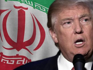 الرئيس الأميركي المنتخب أمام علم إيران