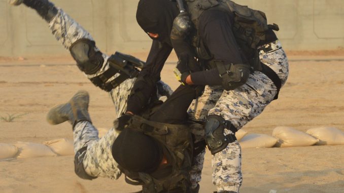 تخريج متدربي أمن المنشات تخريج متدربي أمن المنشات