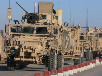 مركبات عسكرية متجهة إلى الموصل