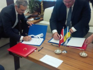 توقيع إتفاقية بين تركيا وأوكرانيا