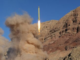إختبار صاروخ باليستي إيراني