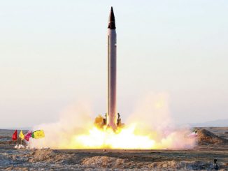 إطلاق صاروخ باليستي إيراني