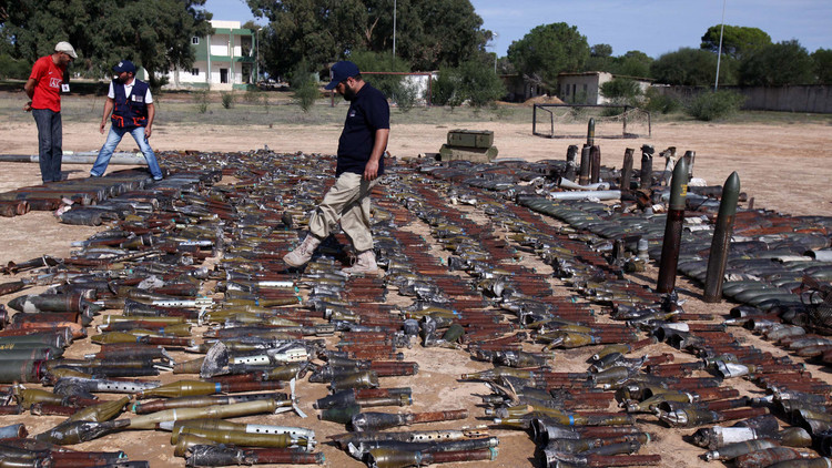 أسلحة في ليبيا عام 2011