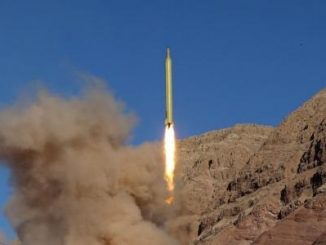تجربة إطلاق صاروخ باليستي في إيران
