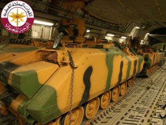 دبابات تابعة للقوات التركية في طريقها إلى قطر