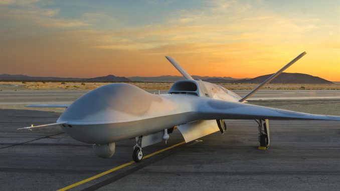 طائرة Avenger من دون طيار طائرة Avenger من دون طيار