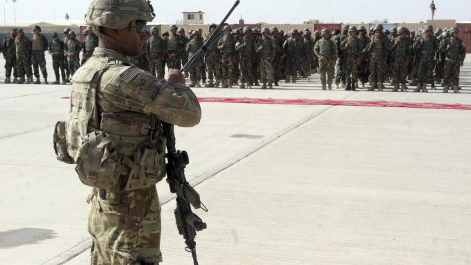 جنود أميركيون في أفغانستان جنود أميركيون في أفغانستان