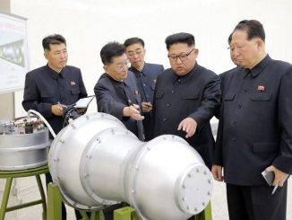 الرئيس الكوري الشمالي يتفقّد القنبلة الهيدروجينية (AFP)