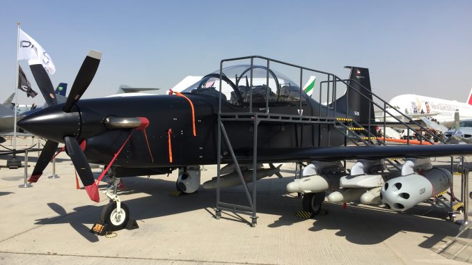 طائرة "بي-250" الإماراتية خلال معرض دبي للطيران (صورة خاصة) طائرة "بي-250" الإماراتية خلال معرض دبي للطيران (صورة خاصة)