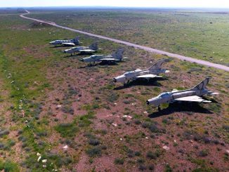 الطائرات السورية التي تبقّت بعد القصف الأميركي على قاعدة الشعيرات الجوية في سوريا (وكالة سبوتنيك)