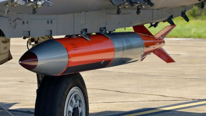قنبلة B-61 الأميركية قنبلة B-61 الأميركية