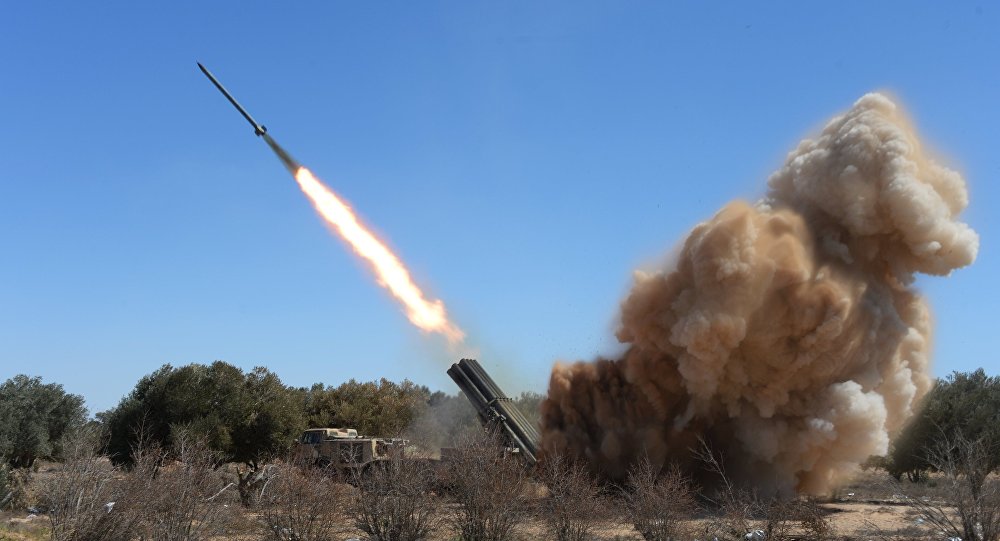 راجمة الصواريخ الروسية "أوراغان" خلال عملية تجريبية (وكالة سبوتنيك للأنباء)