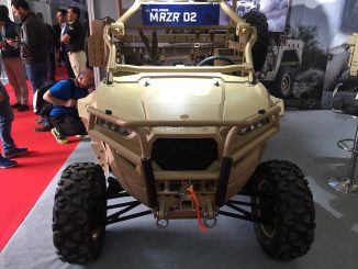مركبة MRZR التكتيكية ذات المقعدين في جناج شركة "بولاريس للدفاع" خلال فعاليات معرض سوفكس 2018 في الأردن (الأمن والدفاع العربي)