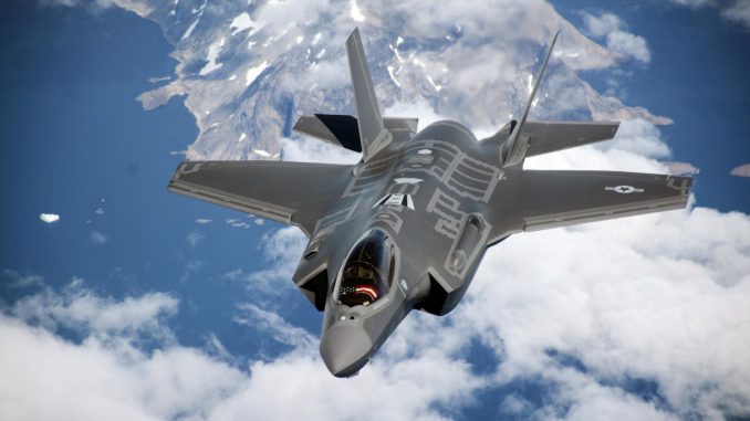 مقاتلة إف-35 الأميركية من إنتاج شركة Lockheed Martin (صورة أرشيفية) مقاتلة إف-35 الأميركية من إنتاج شركة Lockheed Martin (صورة أرشيفية)