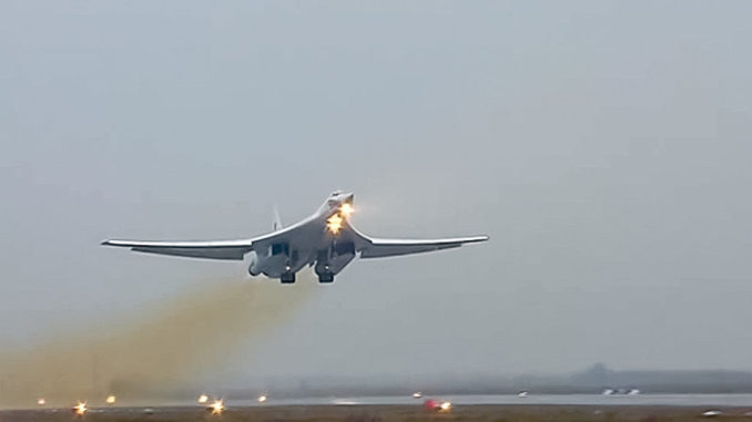 القاذفة الاستراتيجية الروسية تو-160 القاذفة الاستراتيجية الروسية تو-160