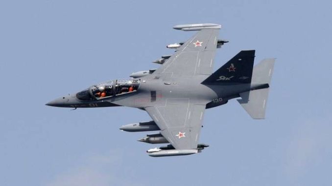 طائرة "ياك-130" التدريبية – القتالية (صورة أرشيفية) طائرة "ياك-130"
