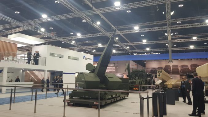 منصة عرض شركة Rheinmetall الألمانية خلال معرض IDEX 2019 (صورة خاصة- الأمن والدفاع العربي) شركة Rheinmetall