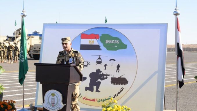 188-165439-tabuk-military-exercises-egypt-saudi-5