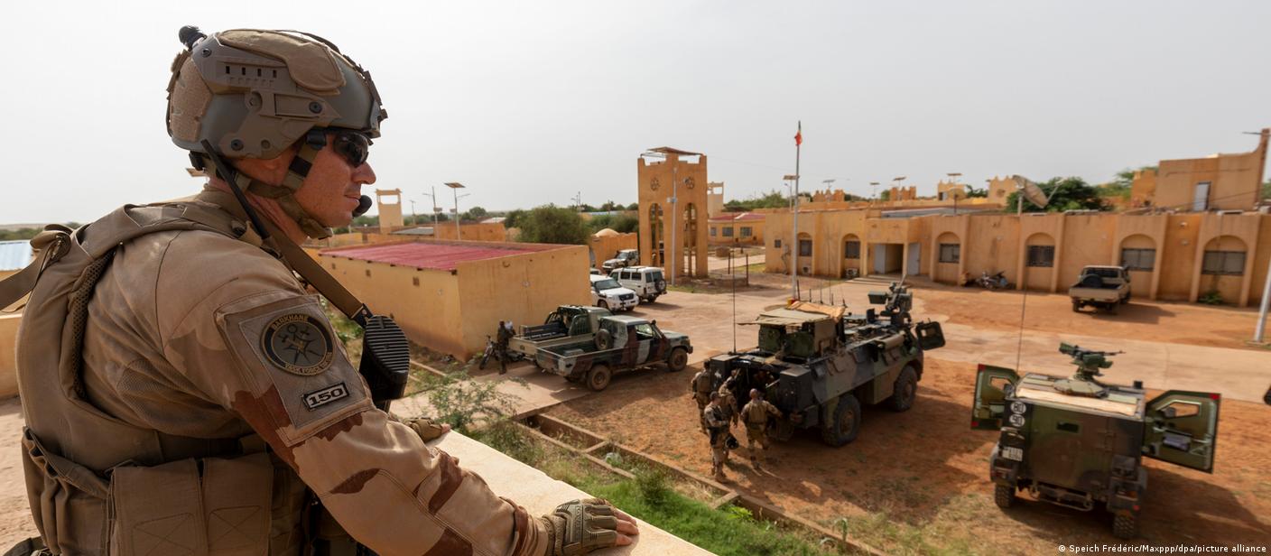 قاعدة عسكرية فرنسية في مالي