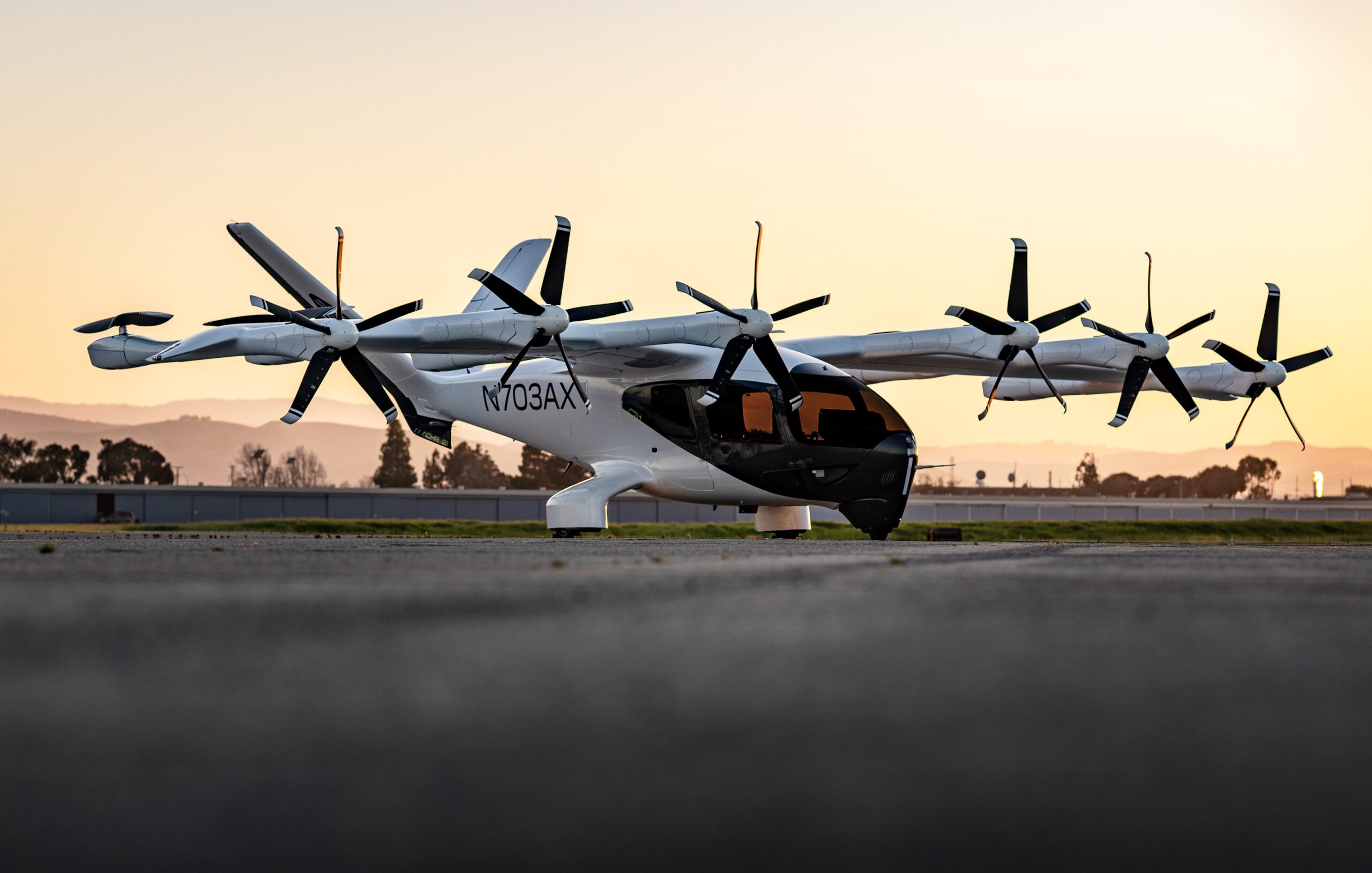 تعاون بين “GKN Aerospace” و”Archer” في تصنيع المكونات الأساسية لهيكل طائرة “Midnight”في بريطانيا