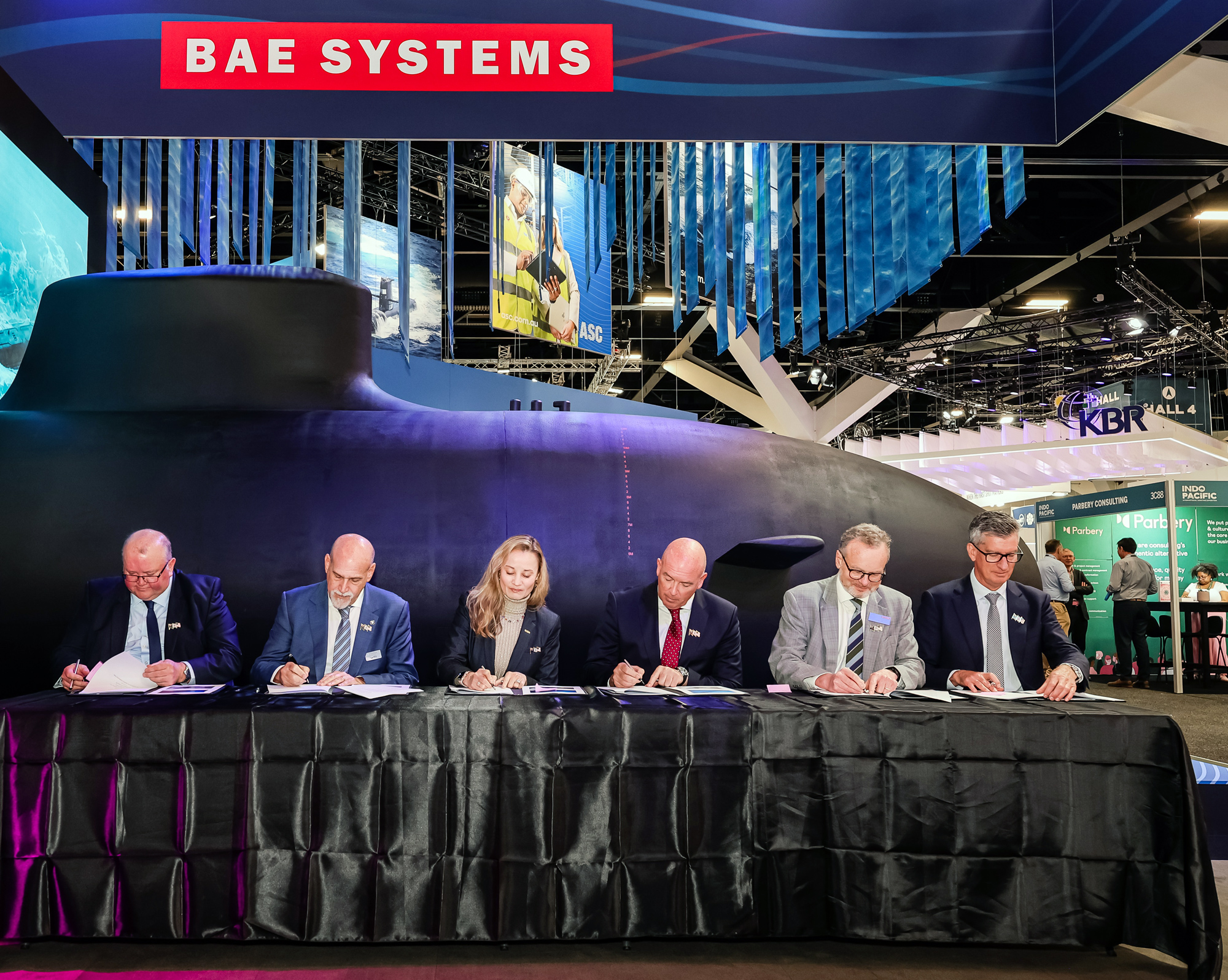 تعاون بين أربع شركات دفاعية كبرى لتطوير نظام قتالي لغواصات “أوكوس” النووية