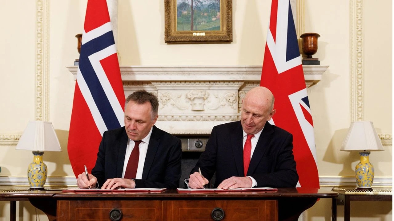 توقيع اتفاقية تعاون دفاعي بين بريطانيا والنرويج لمواجهة التهديد الروسي في شمال الأطلسي