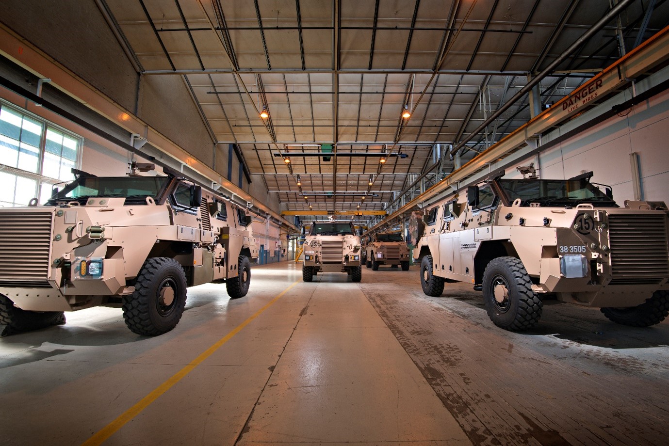 أستراليا تعزز قواتها البرية بمئات المركبات المدرعة من الجيل التالي “بوشماستر” من “تاليس”