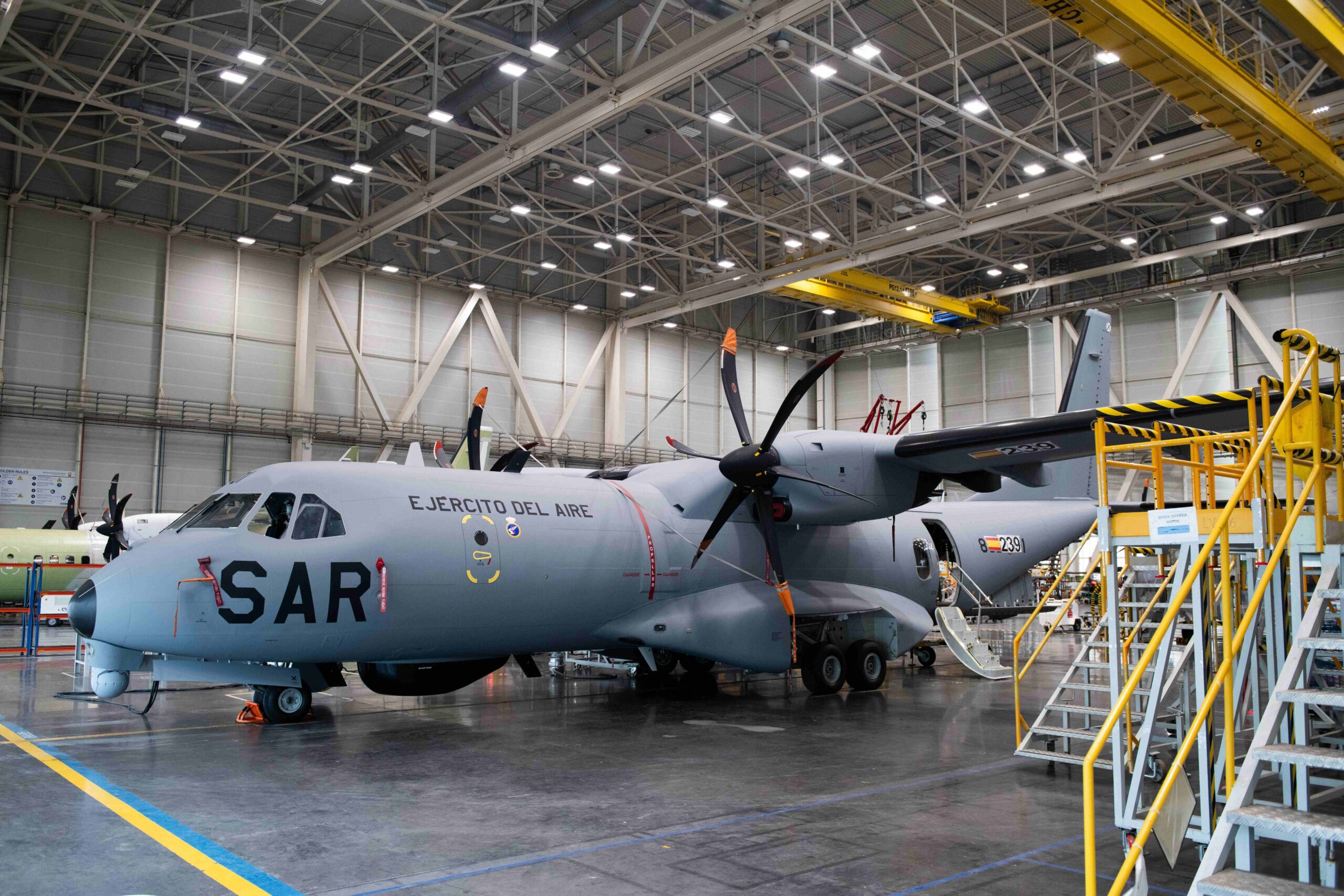إيرباص تسلّم أول طائرة بحث وإنقاذ من طراز “C295” إلى إسبانيا